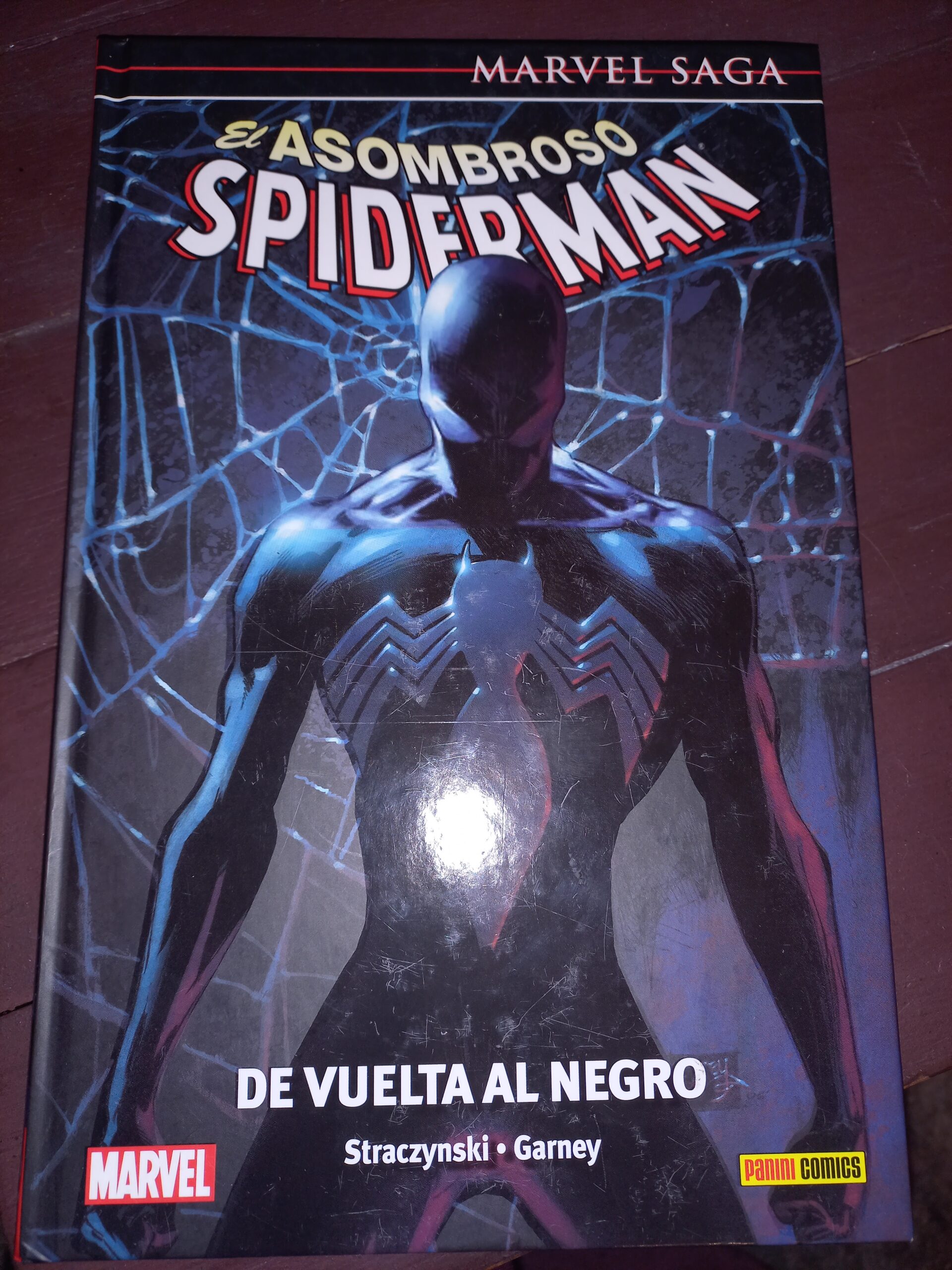 El Asombroso Spider-Man: De Vuelta al Negro - Zienke Comics