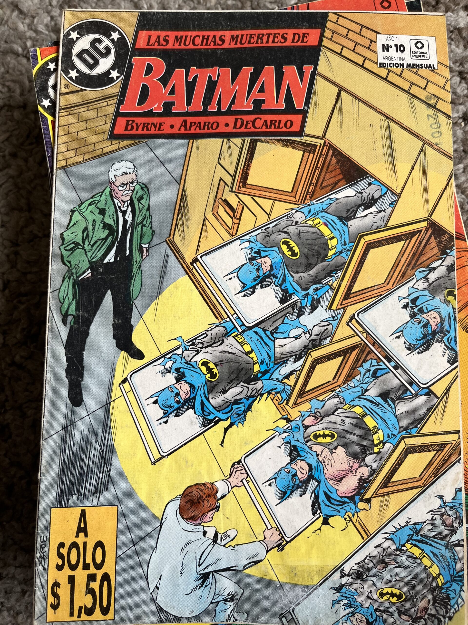 Batman N°10: La Muchas Muertes de Batman - Zienke Comics